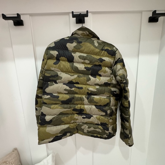 Polo Ralph Lauren Camo Down Jacket - Picture 4 of 4